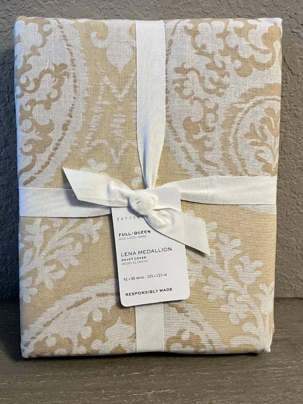 Pottery Barn Lena Medallion Full / Queen Straw Multi Duvet Cover